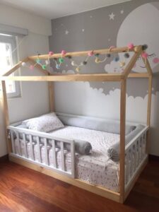 Cama Little house con Barandas Blancas