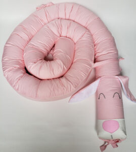 Baby Crib Bumper - Conejo Rosa