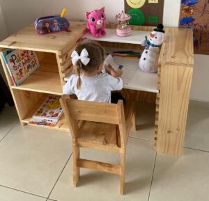 Escritorio little star regulable - 2 cubos