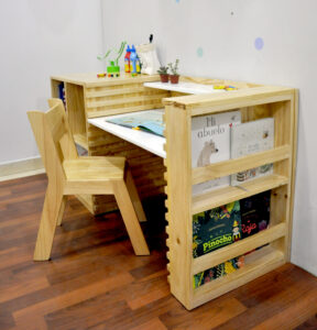 Escritorio little star regulable - 4 cubos