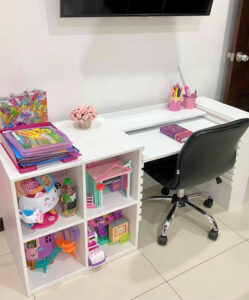 Escritorio little star regulable - 4 cubos (Blanco)