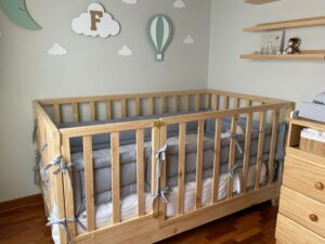 Cama cuna moon con puerta natural